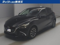 デミオ