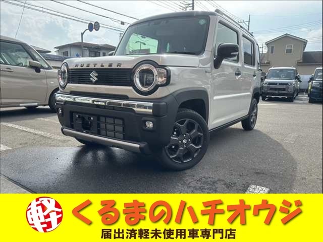 くるまのハチオウジでは登録済未使用車、軽自動車を専門として、数多くの在庫を揃えてお客さま方をお出迎え致します。お客様と長くお付き合い頂けますようスタッフ一同ご来店お待ちしております！