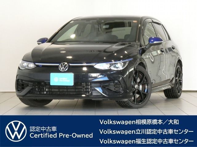 斜め前からのスタイルです☆フォルクスワーゲンのきれいなプレスラインが目立ちますね！