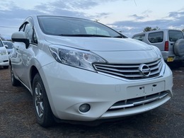 日産 ノート 1.2 メダリスト エマージェンシーブレーキ パッケージ 