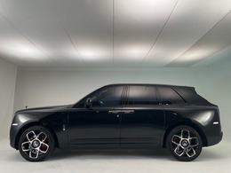 ロールスロイス ブラックバッジカリナン 6.75 4WD 