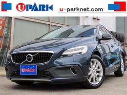 ボルボ V40クロスカントリー D4 サマム ディーゼルターボ 後期 ベージュ革 harmankardon 禁煙車
