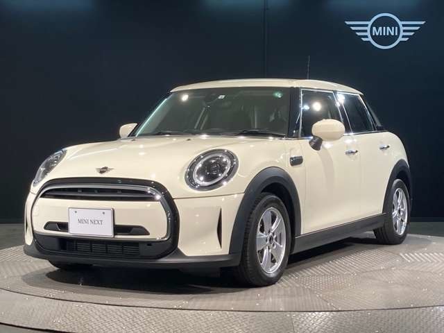 MINIワン5ドア入荷致しました★弊社元デモカー★HDDナビ★バックカメラ★バックカメラ★クルーズコントロール
