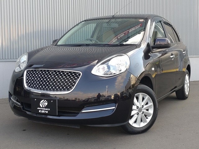 4WD　純正ナビ・フルセグTV・DVD再生　バックカメラ　ETC　インテリジェントキー　プッシュスタート　オートエアコン　オートライト　横滑り防止装置