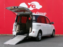 トヨタ シエンタ 1.5 X ウェルキャブ スロープタイプ タイプI 電動固定装置付 電動ウインチ　社外ナビ　ワンセグ