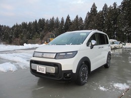 ホンダ フリード 1.5 クロスター 4WD 両側電動スライド