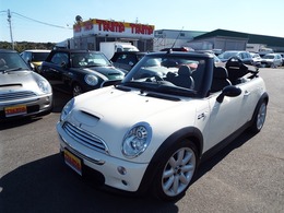 ミニ ミニコンバーチブル クーパーS 禁煙車電動オープンカーハーフレザー