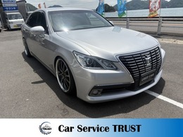 トヨタ クラウンロイヤル ハイブリッド 2.5 ロイヤルサルーン 車高調・社外19インチホイール