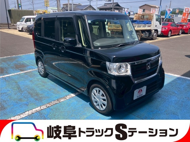 ご覧いただきありがとうございます。当店では、お客様のニーズに合わせ、普通車・軽自動車の新車や中古車はもちろん、バン、トラックの取り扱いもございます。是非最後までご覧ください。
