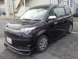 トヨタ スペイド 1.5 F クイーン スマートキー2個　エンジンプッシュスター