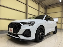 アウディ Q3スポーツバック 35 TDI クワトロ Sライン ディーゼルターボ 4WD 20インチ＆ブラックグリル