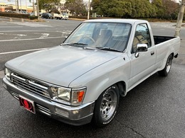 トヨタ ハイラックス 2.0 DX ロングボディ スーパーシングルジャストロー 三方開 