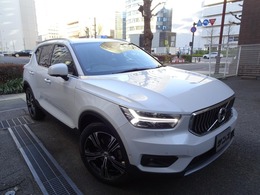 ボルボ XC40 T5 AWD インスクリプション 4WD 1オ-ナ- 禁煙車 D記録簿5枚付 車検整備付き