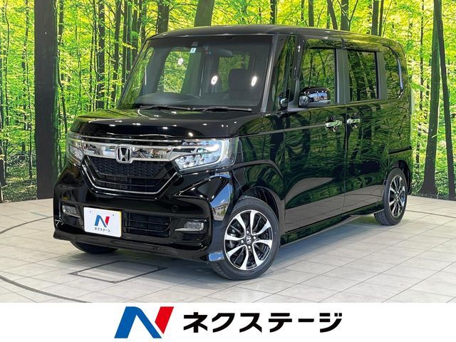 純正8型ナビ　バックカメラ　衝突被害軽減　フルセグ　レーダークルーズ