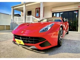 フェラーリ F12ベルリネッタ F1 DCT LEDステアリング・デイトナシート