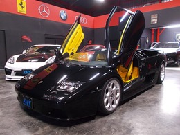 ランボルギーニ ディアブロ VT 4WD 最終モデル　377台特別限定車
