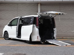 トヨタ ノア 2.0 X ウェルキャブ スロープタイプI 車いす1脚仕様車 2年保証/電動ウインチ/バックカメラ