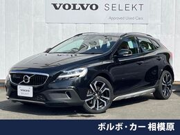 ボルボ V40クロスカントリー T5 AWD サマム 4WD 純正ナビ　AWD　ハーマンカードンプレミア
