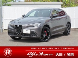 アルファ　ロメオ ステルヴィオ 2.2 ターボ ディーゼル Q4 ヴェローチェ 4WD 元代車　キセノンヘッドライト　レッドレザ