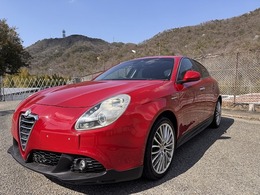 アルファ　ロメオ ジュリエッタ コンペティツォーネ ナビ・地デジ・Bluetooth接続・禁煙車