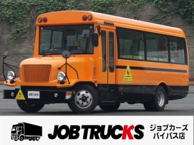 ジョブカーズ初のトラック専門店！！在庫台数120台以上！トラックをお探しのお客様は一度お電話下さい♪
