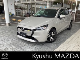 マツダ MAZDA2 1.5 15BD 全方位カメラ付き