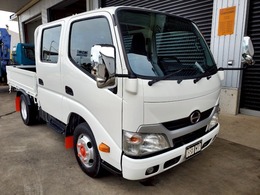 日野自動車 デュトロ Wキャブ　積載2t　メッキパーツ 