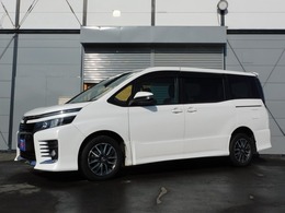 トヨタ ヴォクシー 2.0 ZS 4WD 事故歴無　ナビTVバックカメラ　パワスラ