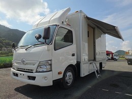 トヨタ ダイナ トラック 移動事務所　移動販売車　事務室車　発電機