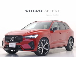 ボルボ XC60 リチャージ アルティメット T6 AWD プラグイン ハイブリッド 4WD PHEV サンルーフ エアサス Google 21AW