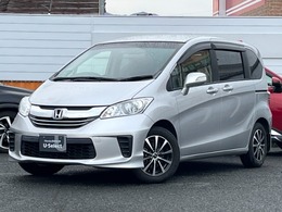 ホンダ フリード 1.5 G プレミアムエディション 純正ナビ/後席モニター/スマートキー/HID/E