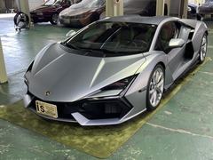 レヴエルト
