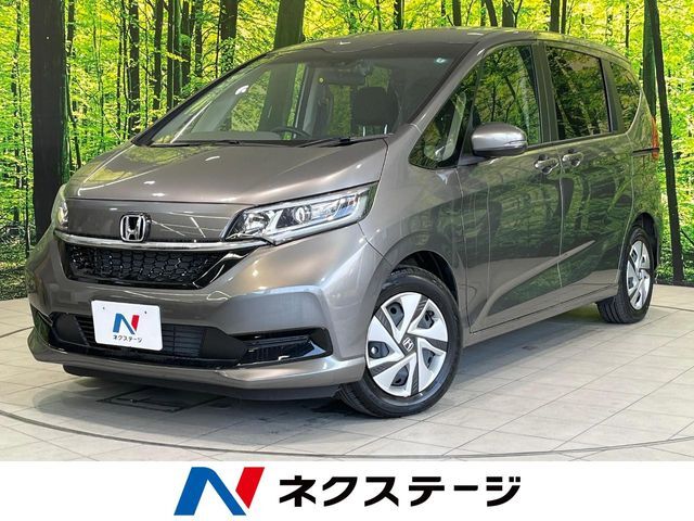 ホンダセンシング　両側パワスラ　SDナビ　バックカメラ　レーダークルーズ