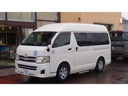 トヨタ ハイエースバン 2.0 ウェルキャブ Bタイプ ロング 車いす固定装置2基