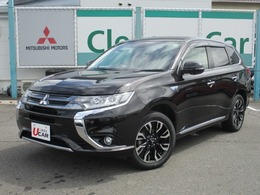 三菱 アウトランダーPHEV 2.0 G ナビパッケージ 4WD MMCS