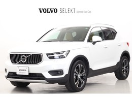 ボルボ XC40 B4 AWD インスクリプション 4WD 1オーナーシートヒーター茶レザー