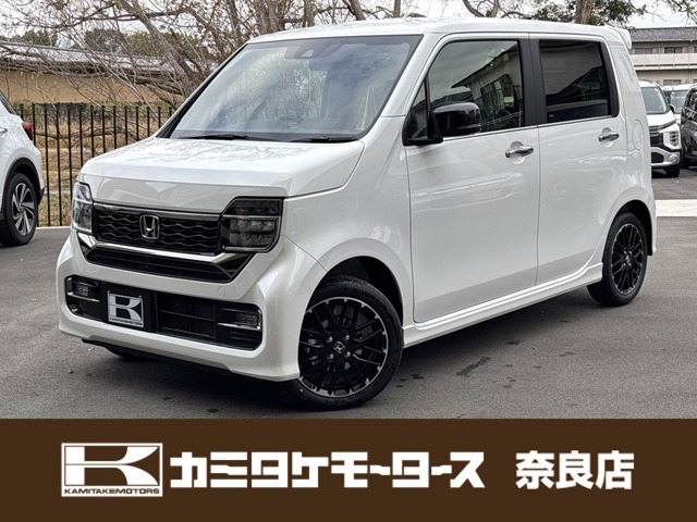 ★軽自動車・普通車の届出済み未使用車の専門店です★　　　　　　★関西最大級の大型展示スペースで、在庫600台を実際に見て、触って頂けます★