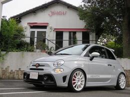 アバルト 695エッセエッセ 1.4 限定車　サベルト製カーボンシート