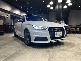 アウディ S1 2.0 4WD 保証付レッドキャリパ　6MTスタッドレス