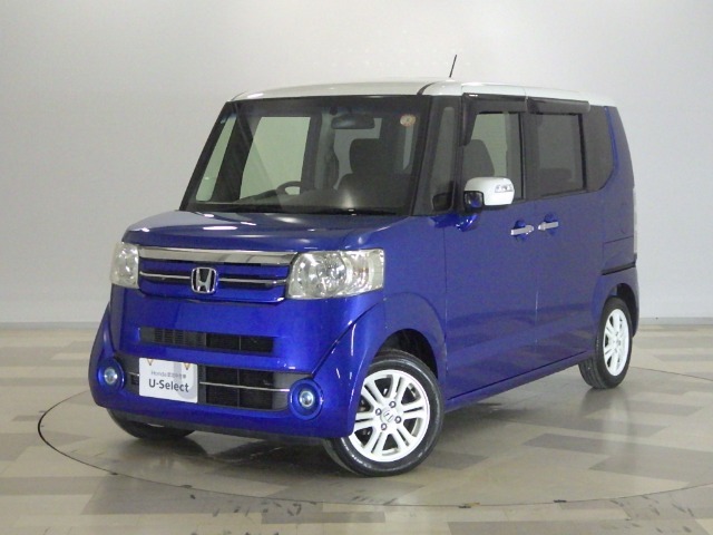 ホンダカーズ東京中央US西新井店へようこそ！ 当社下取りのお墨付き車両！人気車両で充実装備の一台！おススメです☆どうぞご覧ください☆