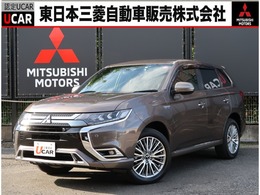 三菱 アウトランダーPHEV 2.4 G プレミアムパッケージ 4WD 禁煙　バッテリー残存84.8　ワンオーナ