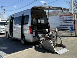 日産 NV350キャラバン 2.5 チェアキャブ M仕様 