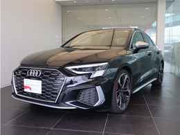 アウディ S3セダン 2.0 4WD レザーシート　19AW　赤キャリパー