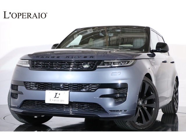 1オーナー且つ専用装備が豊富な「レンジローバースポーツ ローンチ エディション」が入庫致しました。その内ヴァレジネブルーは40台限 定の希 少なお車でございます。