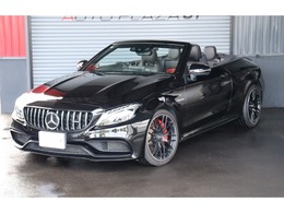 メルセデスAMG Cクラスカブリオレ C63 S D車　赤幌　ブラック＆レッドレザー