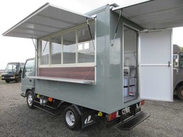 いすゞ エルフ キッチンカー　新規製作車両 新品厨房設備　換気扇　3槽シンク付