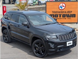 ジープ グランドチェロキー アルティチュード 4WD エアサスペンション　グロスブラック
