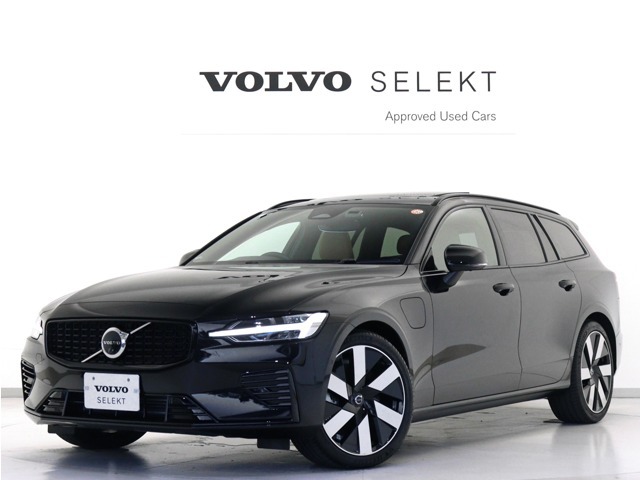 2025年モデル『V60 Ultra T6 AWD plug-in hybrid』PHEV サンルーフ Google搭載 前後純正ドラレコ 19AW harman/kardon クリスタルシフトノブ リニアライムウッドパネル ベンチレーション機能【グループ 総在庫300台】