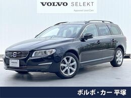 ボルボ V70 T4 クラシック サンルーフ　黒革シート　禁煙車