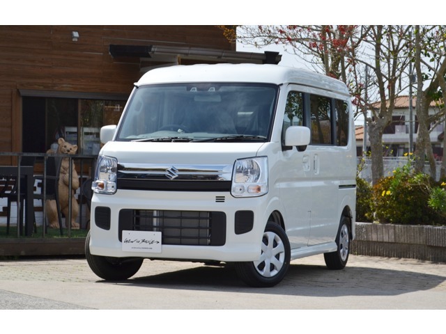 福岡県で、『SUZUKI』のクルマはスズキ販売宗像、グーニーズワンにお任せ下さい！車輛価格、車輛状態はもちろん！アフターサービスもしっかりと行います！